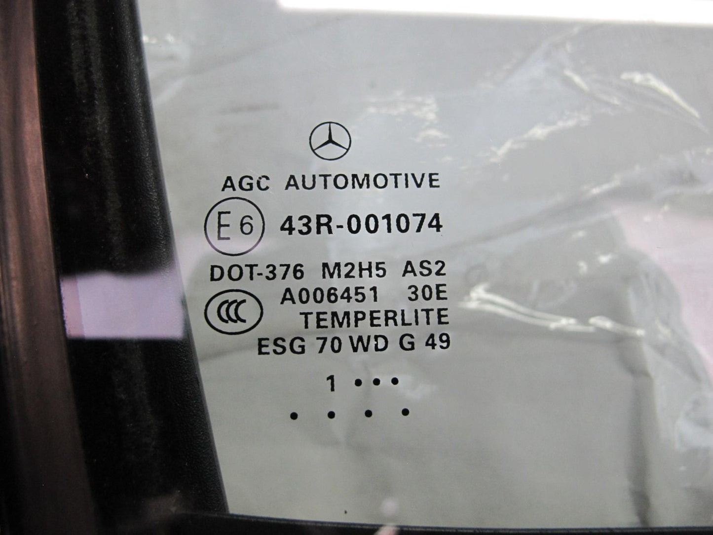 12-15 Mercedes X166 W166 GL Ml-class Front Right Door Shell Panel Black Assy OEM