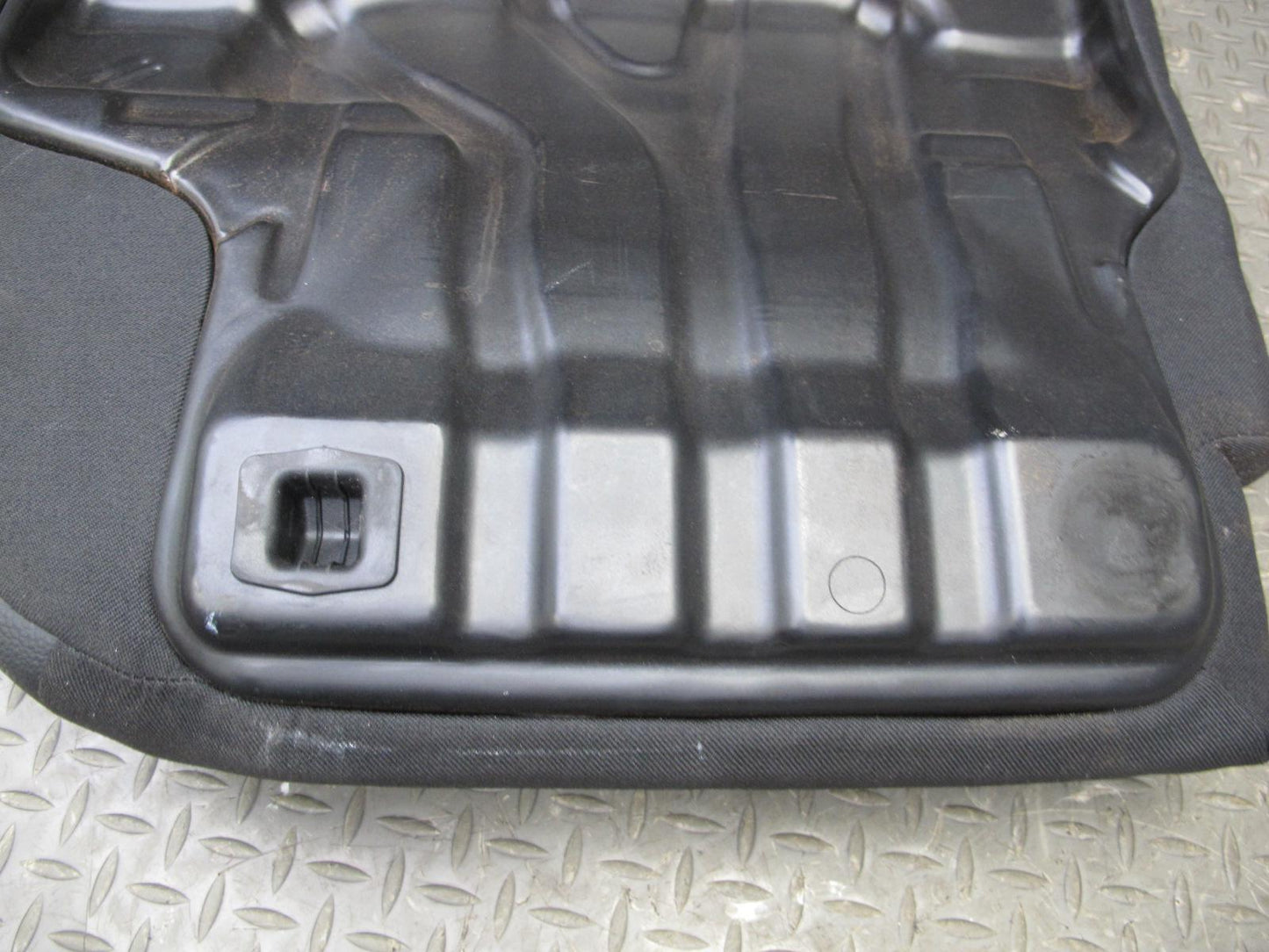 12-15 Mercedes W166 Ml-class Rear Right Seat Lower Cushion Black OEM