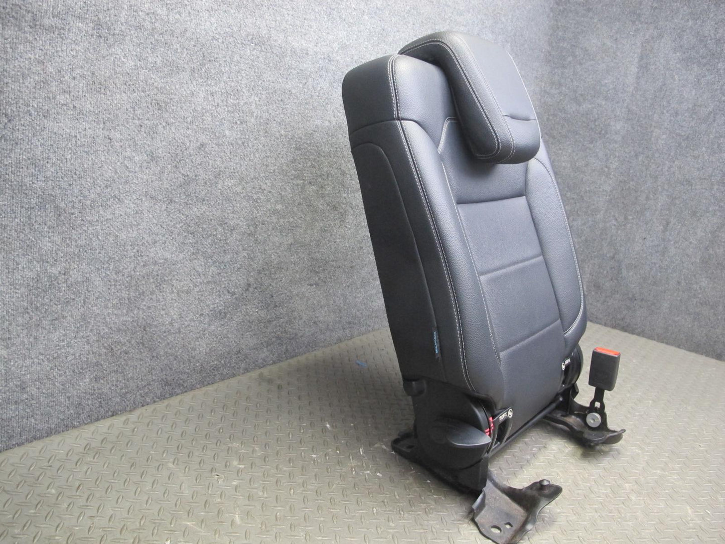 12-15 Mercedes W166 Ml-class Rear Right Seat Upper Cushion w Headrest Black OEM