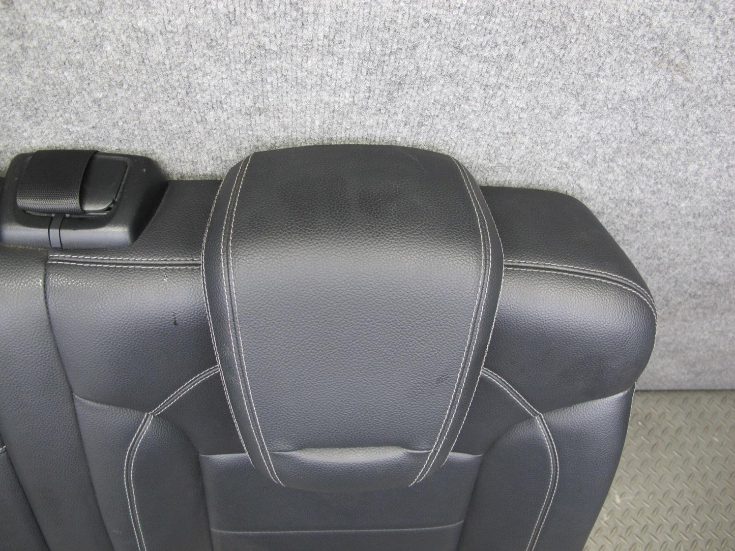 12-15 Mercedes W166 Ml-class Rear Left Seat Upper Cushion w Headrest Black OEM