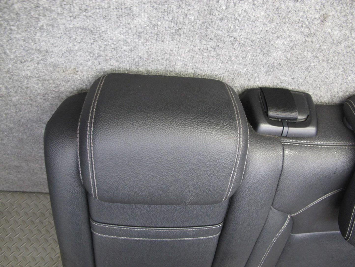 12-15 Mercedes W166 Ml-class Rear Left Seat Upper Cushion w Headrest Black OEM
