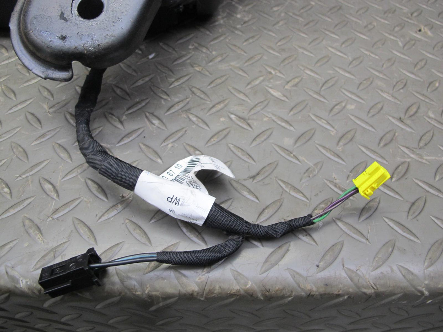 12-15 Mercedes W166 Ml-class Rear Left Seat Upper Cushion w Headrest Black OEM