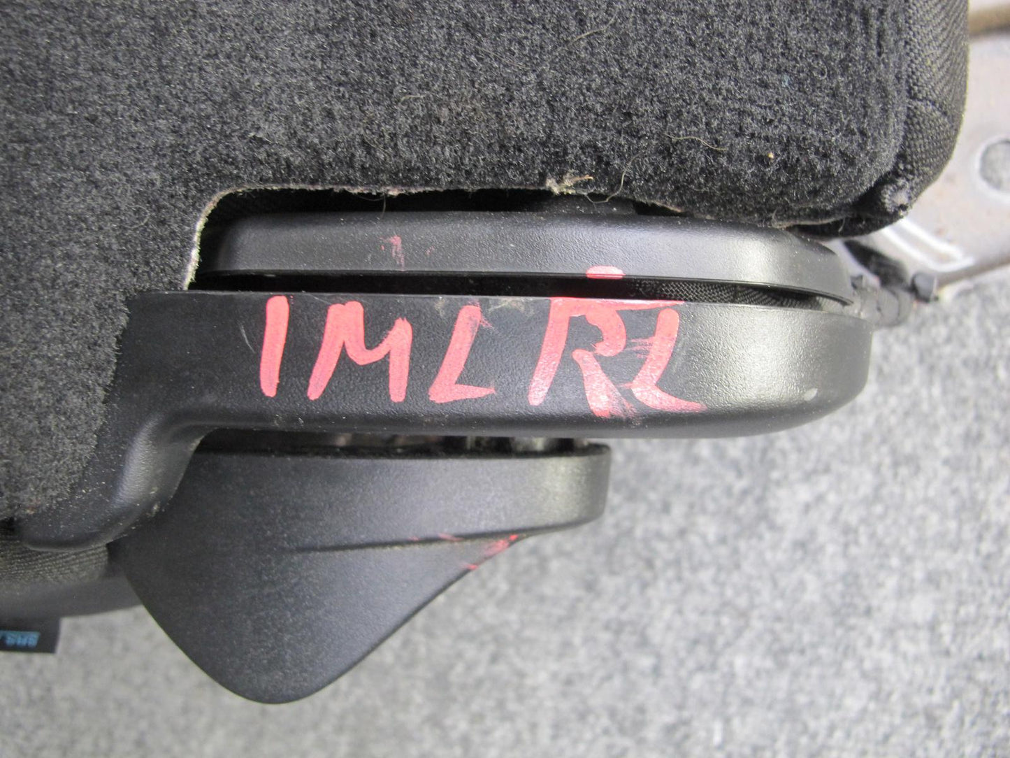 12-15 Mercedes W166 Ml-class Rear Left Seat Upper Cushion w Headrest Black OEM