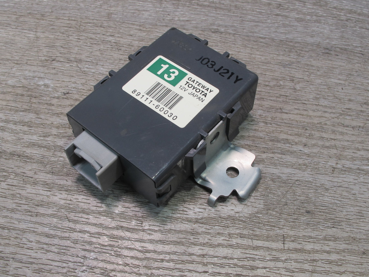 2003-2007 Lexus UZJ100L LX470 Multiplex Network Gateway Computer Control Module