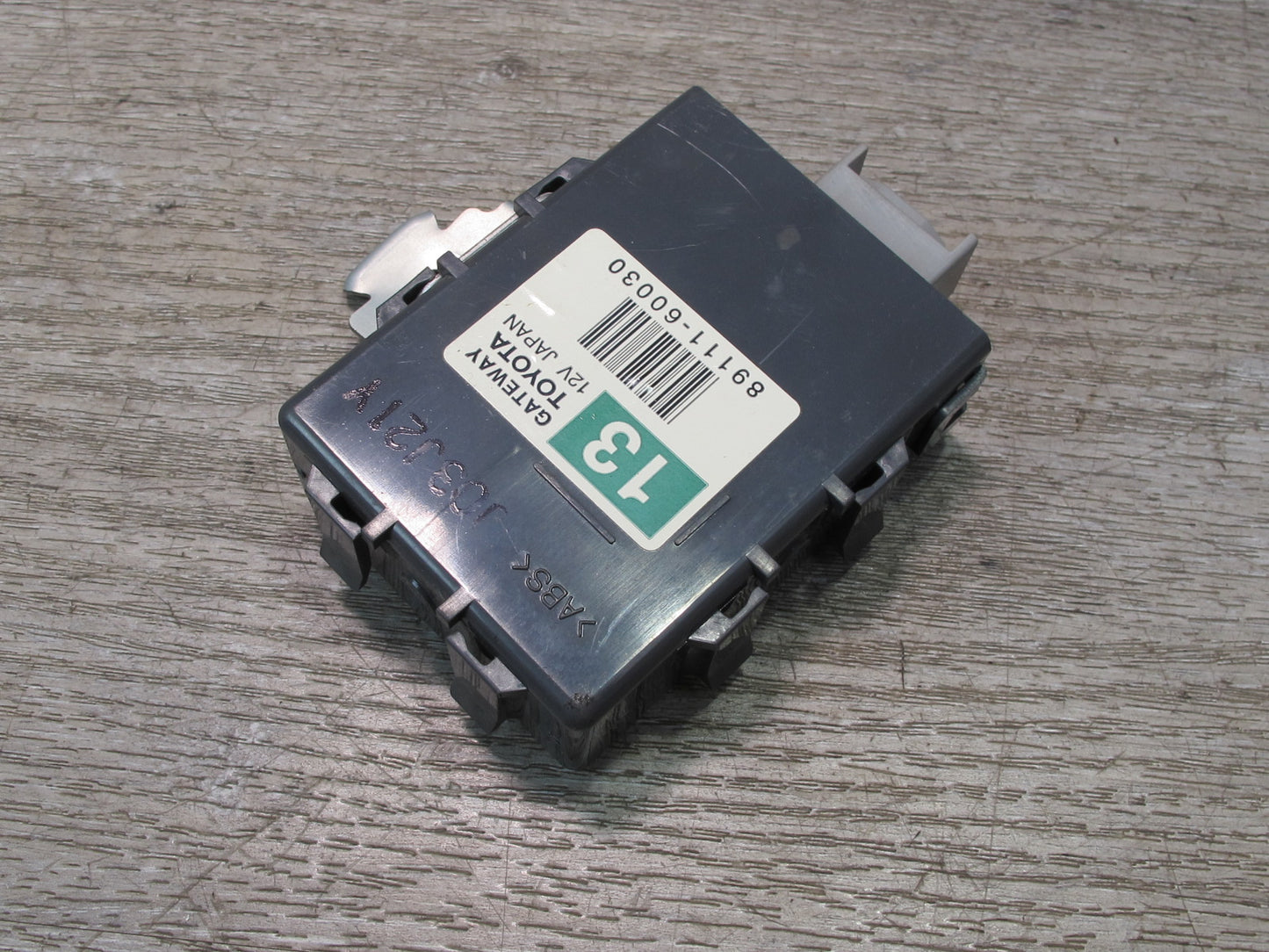 2003-2007 Lexus UZJ100L LX470 Multiplex Network Gateway Computer Control Module