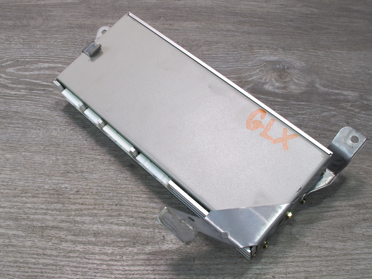 2003-2007 Lexus UZJ100L LX470 Mark Levinson Audio Amplifier 86280-0W051