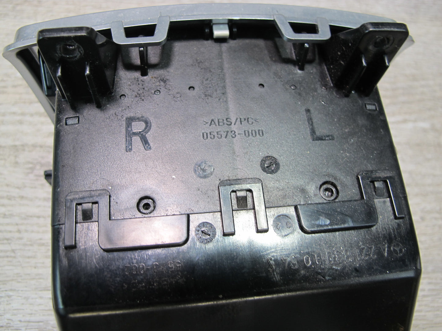 07-13 Mercedes W221 S-class Set of 3 Dash Rear Center Console Air Vent Trim OEM