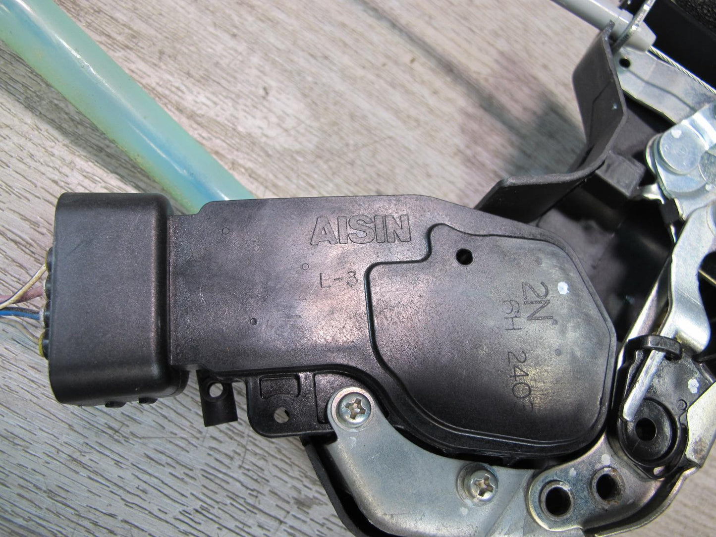 1998-2007 Lexus UZJ100L LX470 Rear Right Passenger Side Door Lock Latch Actuator