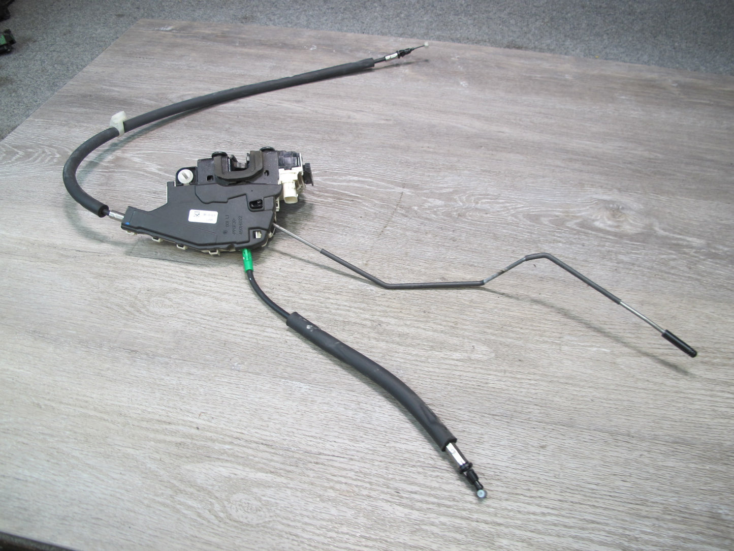 2017-2020 Maserati Levante M161 Rear Left Door Lock Latch Actuator 670101186