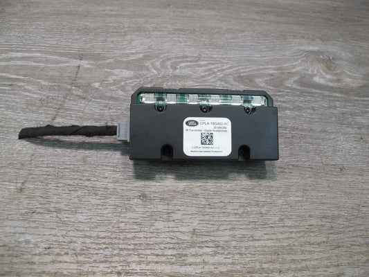 2013-2022 Land Range Rover L405 Wireless Headphones Transmitter Module
