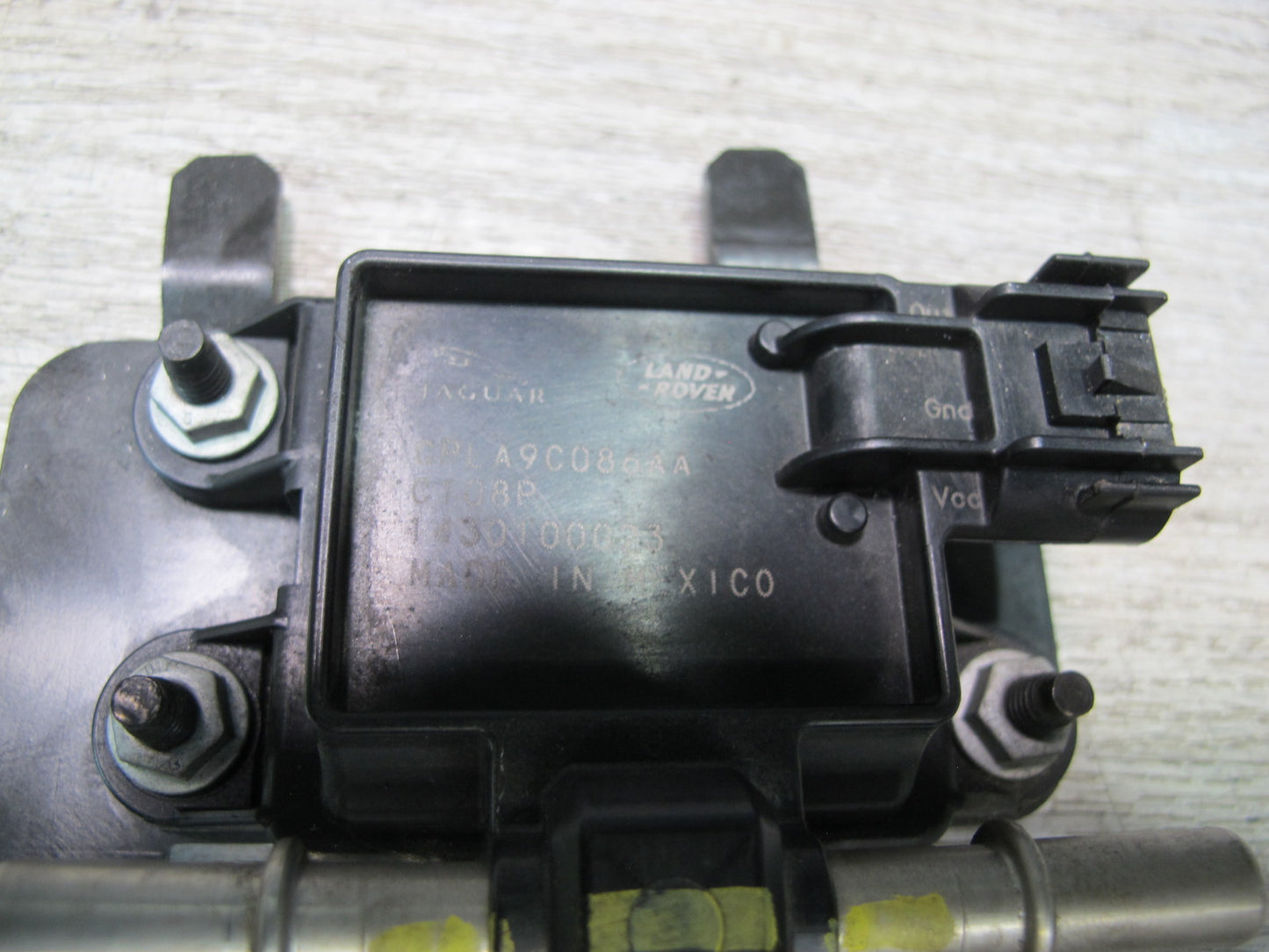 2013-2022 Land Range Rover L405 Fuel Pressure Sensor Module CPLA-9C044-AA