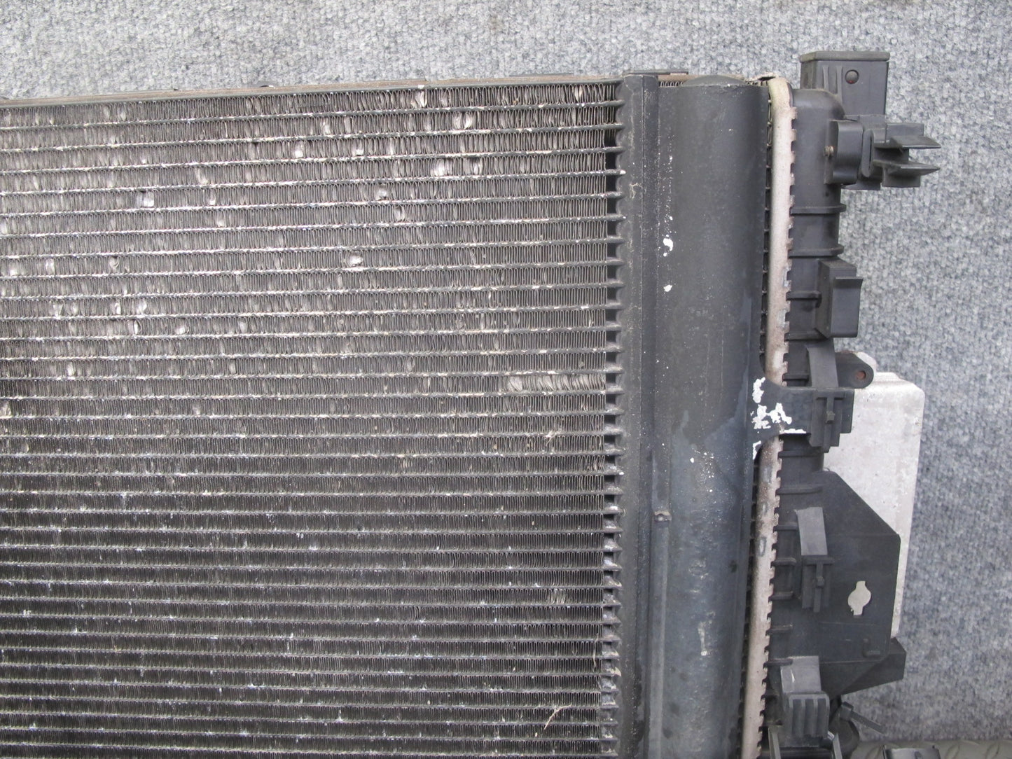 12-17 Range Rover Evoque L538 2.0L Tivct Radiator A/C Condenser Intercooler Assy