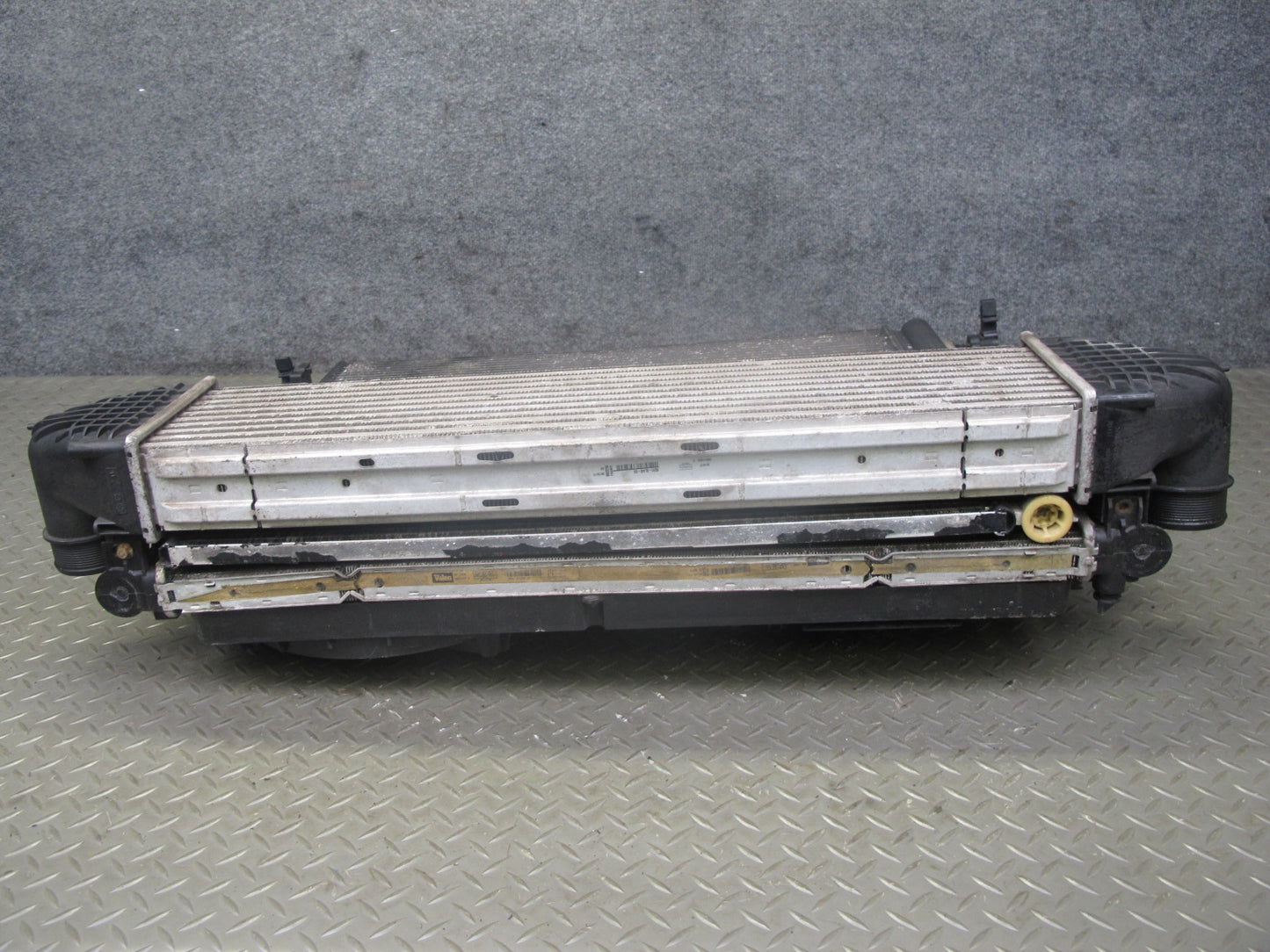 12-17 Range Rover Evoque L538 2.0L Tivct Radiator A/C Condenser Intercooler Assy