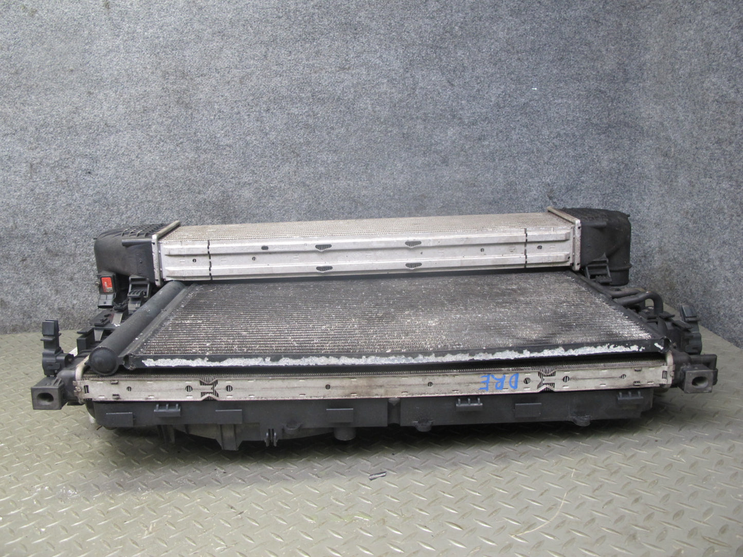 12-17 Range Rover Evoque L538 2.0L Tivct Radiator A/C Condenser Intercooler Assy