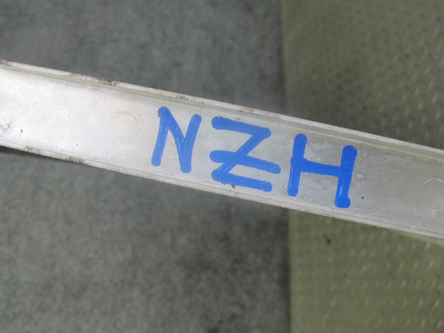 90-96 Nissan Z32 300ZX NON Turbo M/T Engine Cooling Radiator OEM