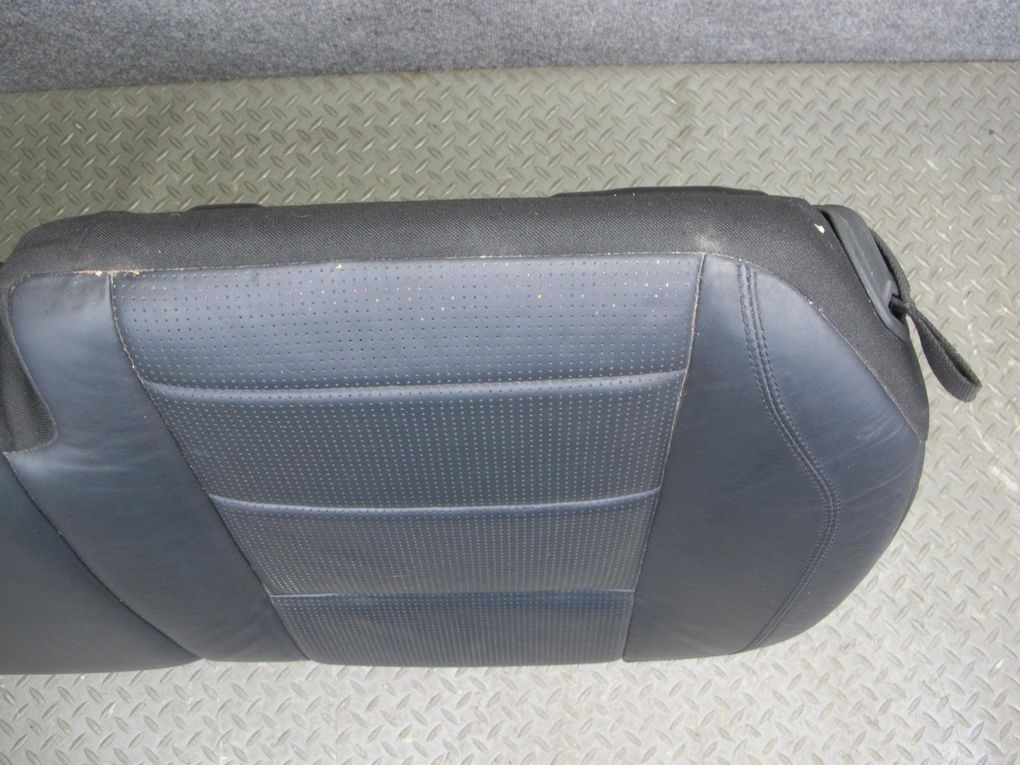 07-11 Mercedes W164 ML63 AMG Rear Left Seat Lower Cushion Leather Black OEM