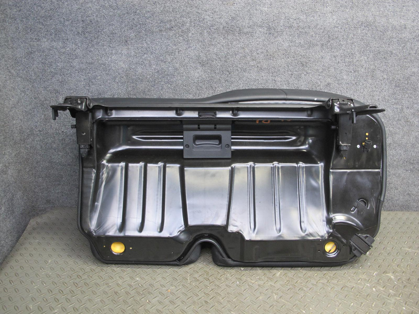 07-11 Mercedes W164 ML63 AMG Rear Left Seat Lower Cushion Leather Black OEM