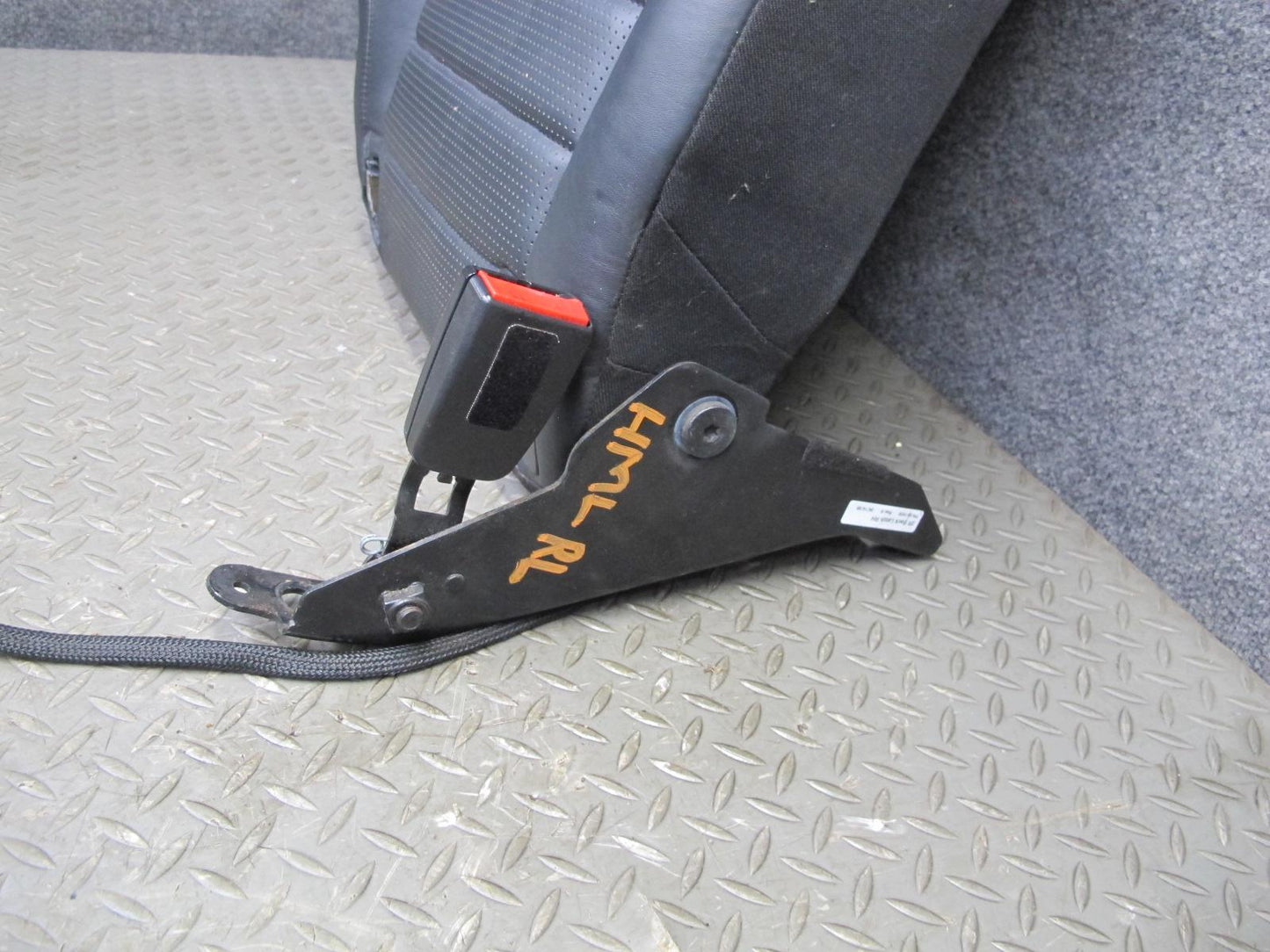 07-11 Mercedes W164 ML63 AMG Rear Right Seat Upper Cushion Leather Black OEM