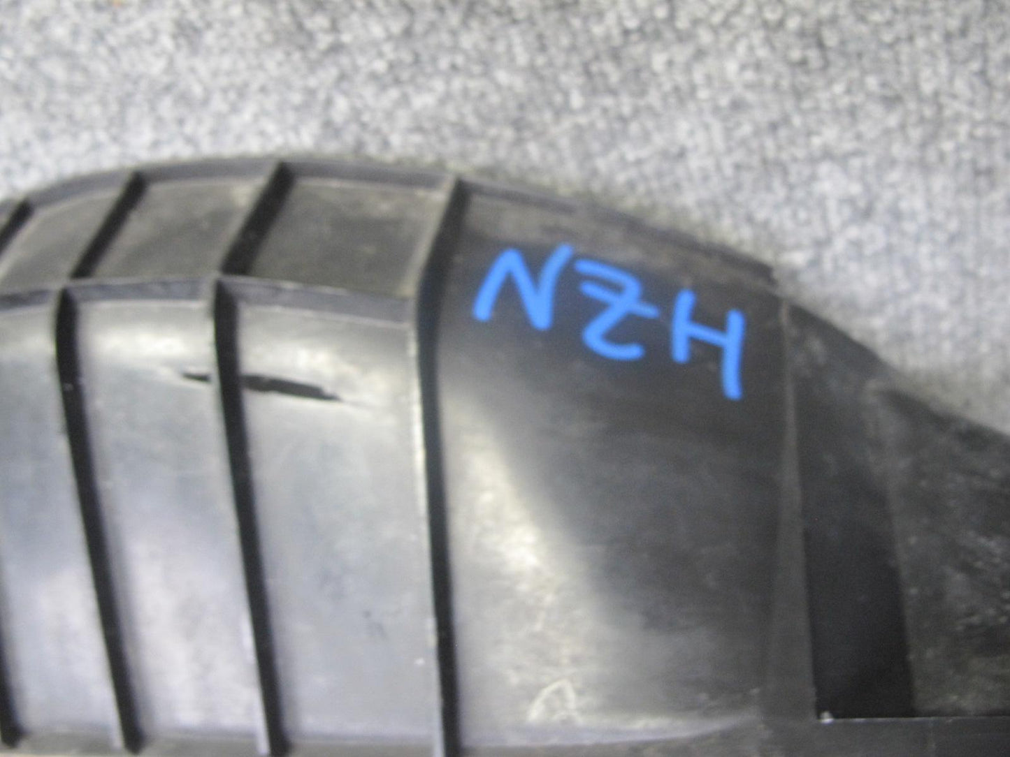 90-96 Nissan 300ZX Z32 NON Turbo Engine Cooling Fan Shroud 21476-30P00 OEM