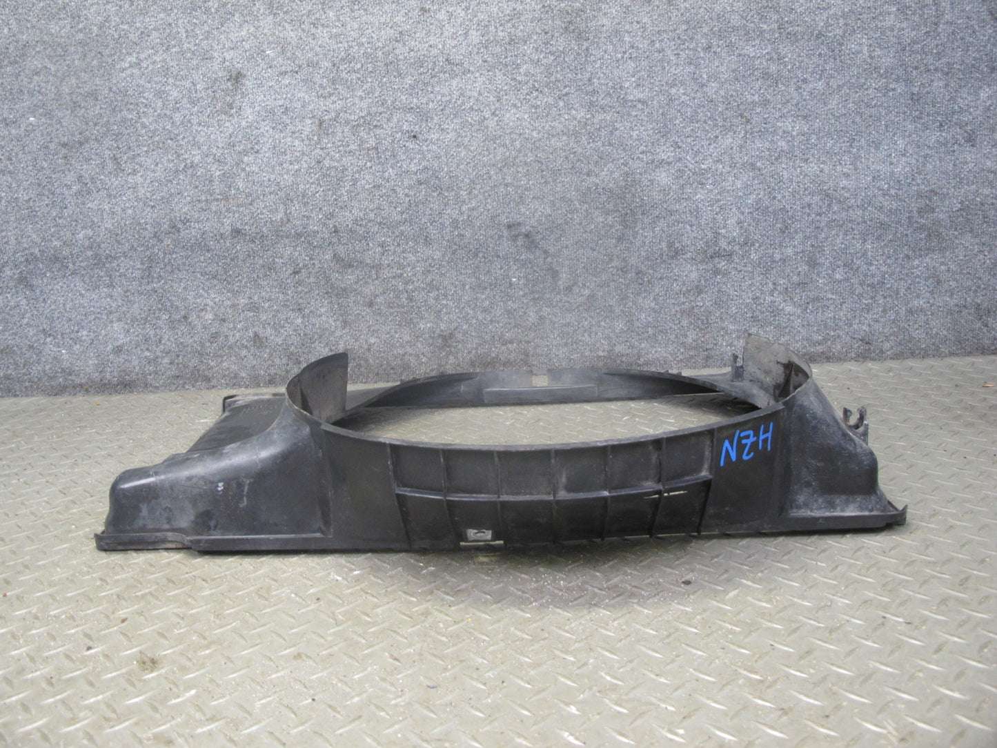 90-96 Nissan 300ZX Z32 NON Turbo Engine Cooling Fan Shroud 21476-30P00 OEM