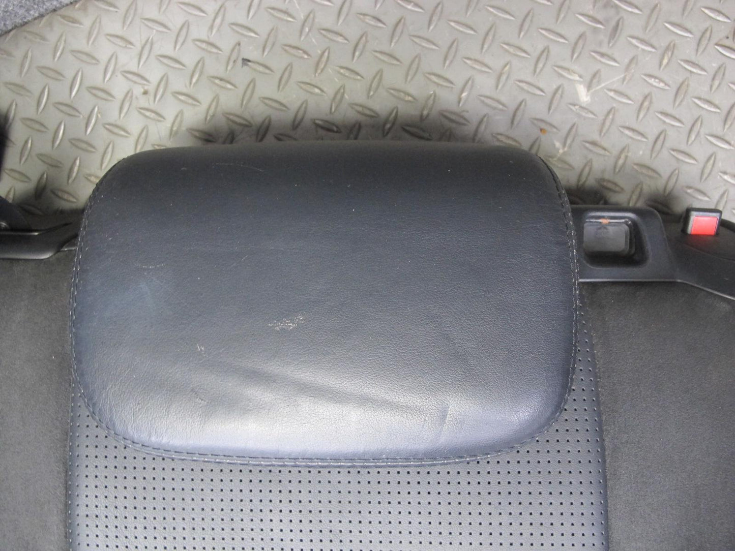 07-11 Mercedes W164 ML63 AMG Rear Left Seat Upper Cushion Leather Black OEM