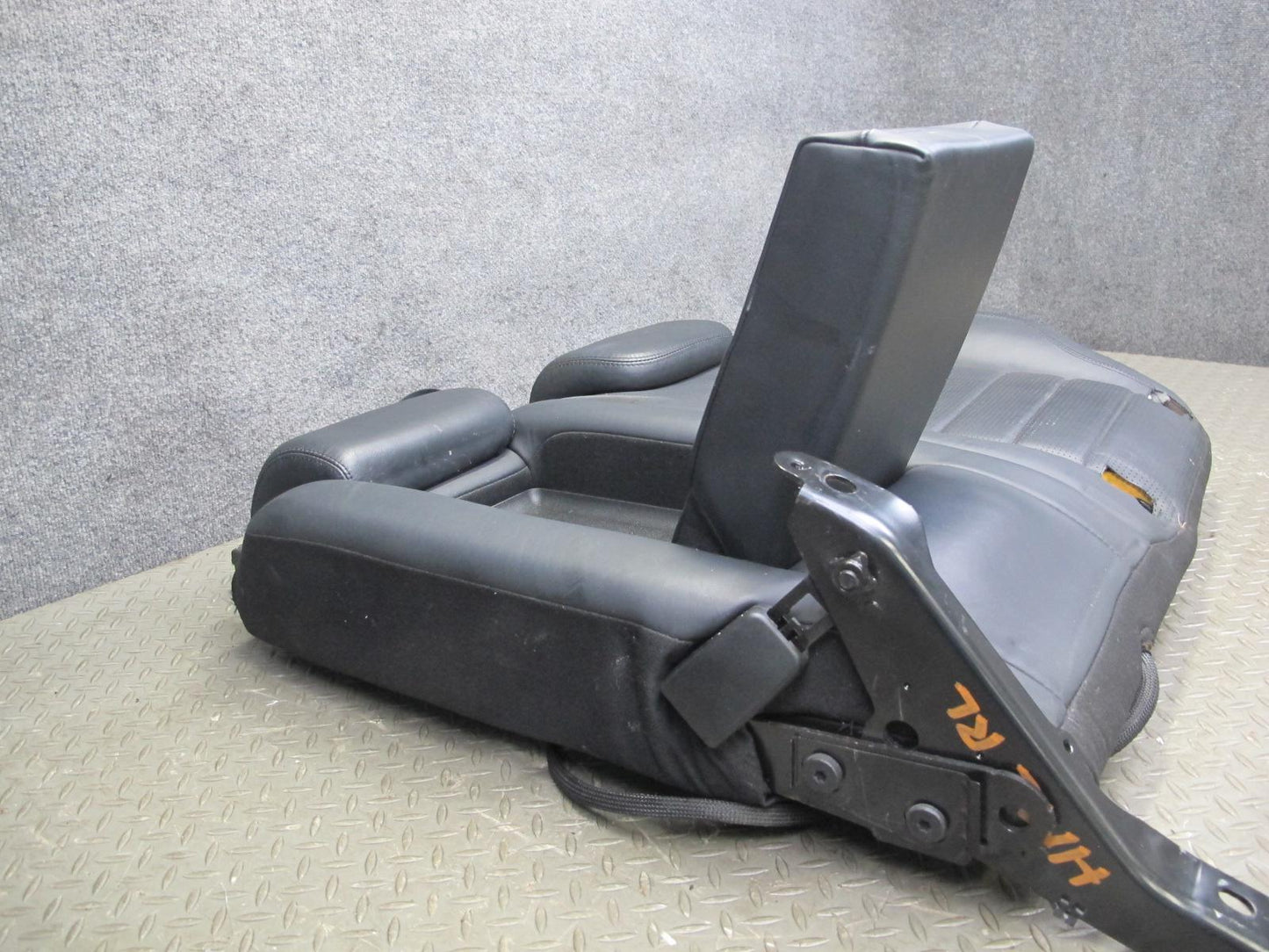 07-11 Mercedes W164 ML63 AMG Rear Left Seat Upper Cushion Leather Black OEM