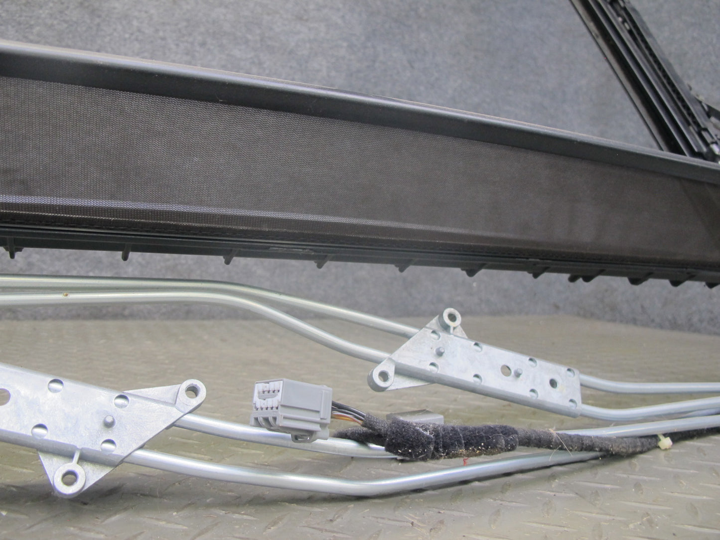 2013-2022 Land Range Rover L405 Sunroof Guide Track Rail Frame w Deflector