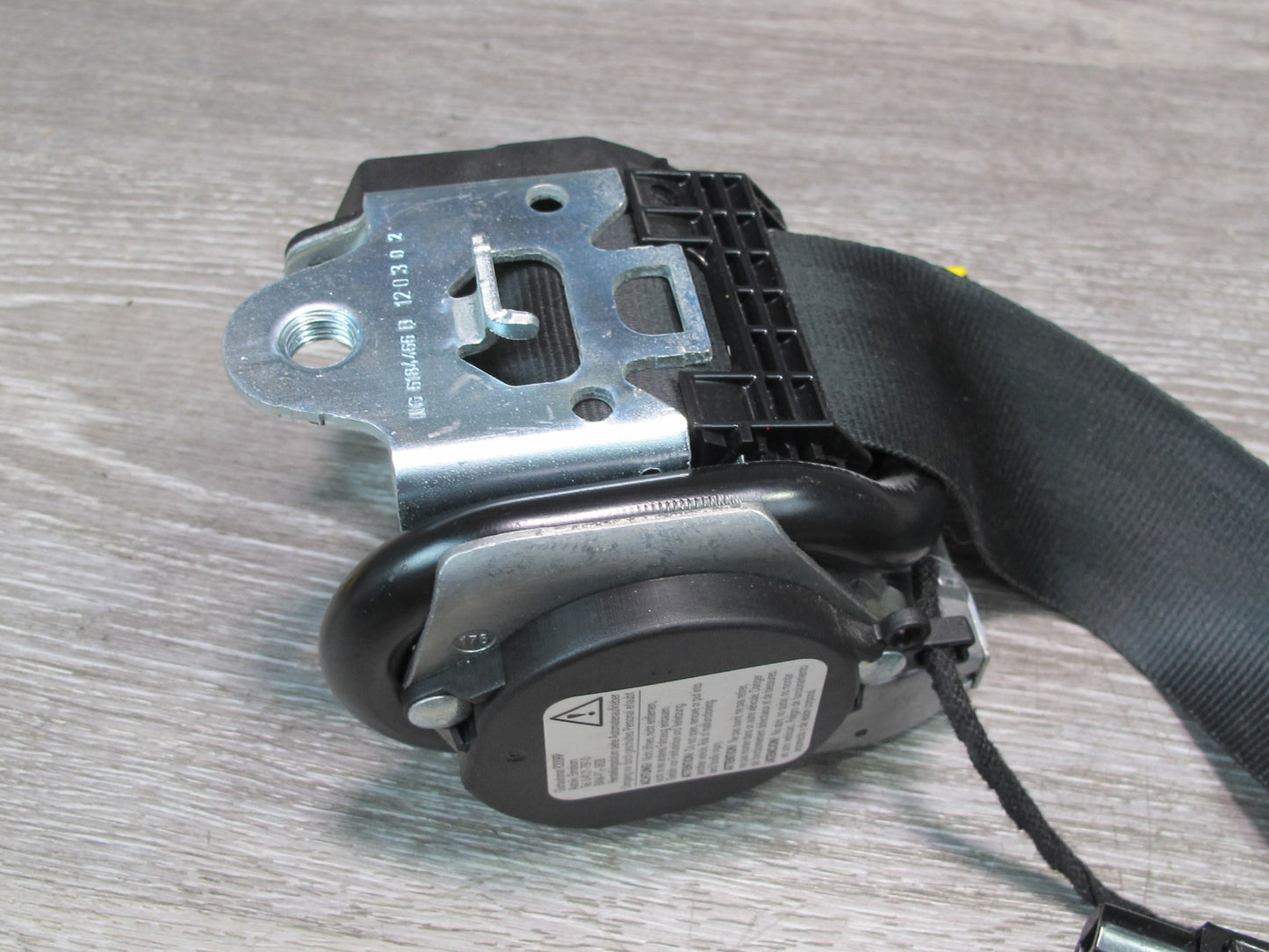 10-14 VOLKSWAGEN VW GOLF R MK6 FRONT LEFT RIGHT SIDE SEATBELT RETRACTOR SET OEM