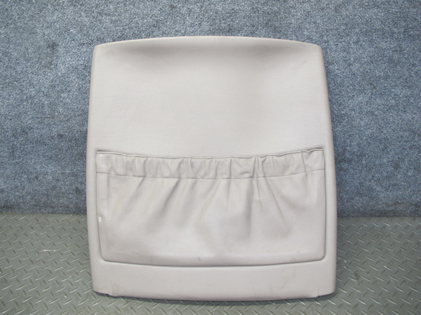 92-95 BMW E34 5-SERIES Front Left Seat Back Trim Cover Panel Parchment OEM