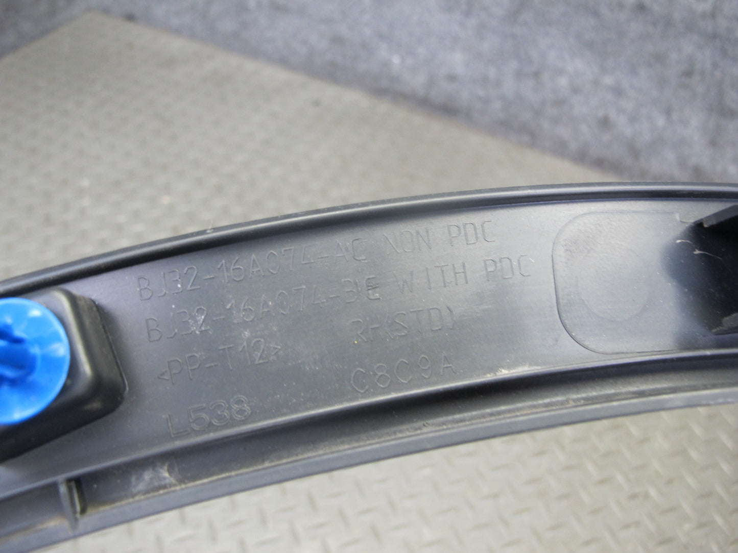 12-19 Range Rover Evoque L538 Front & Rear Wheel Arch Fender Flare Molding Set