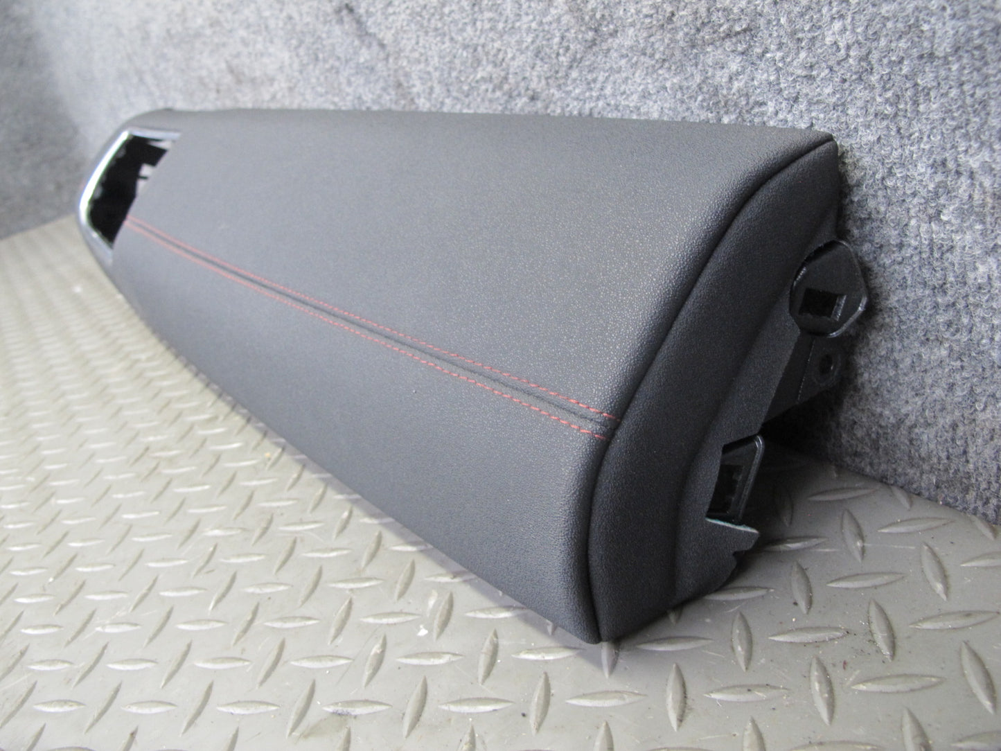 2012-2019 Range Rover Evoque L538 Dash Center Right Radio Trim Bezel Cover Panel