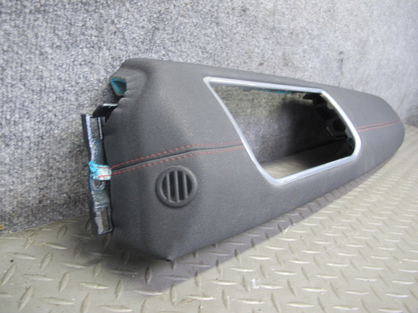 2012-2019 Range Rover Evoque L538 Dash Center Right Radio Trim Bezel Cover Panel