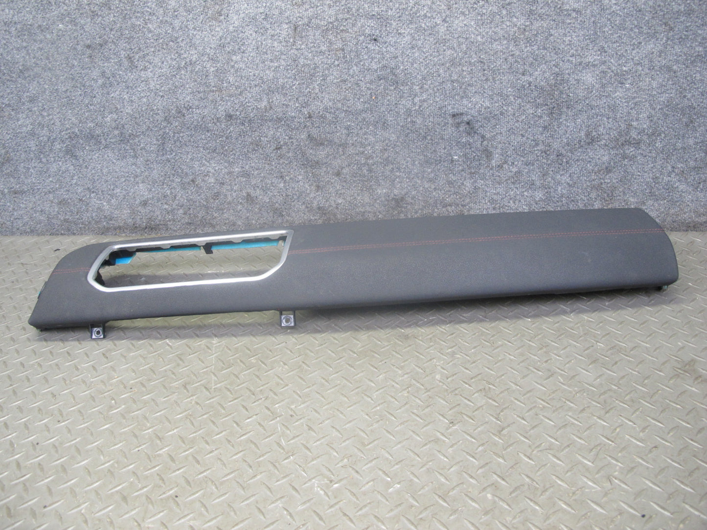 2012-2019 Range Rover Evoque L538 Dash Center Right Radio Trim Bezel Cover Panel