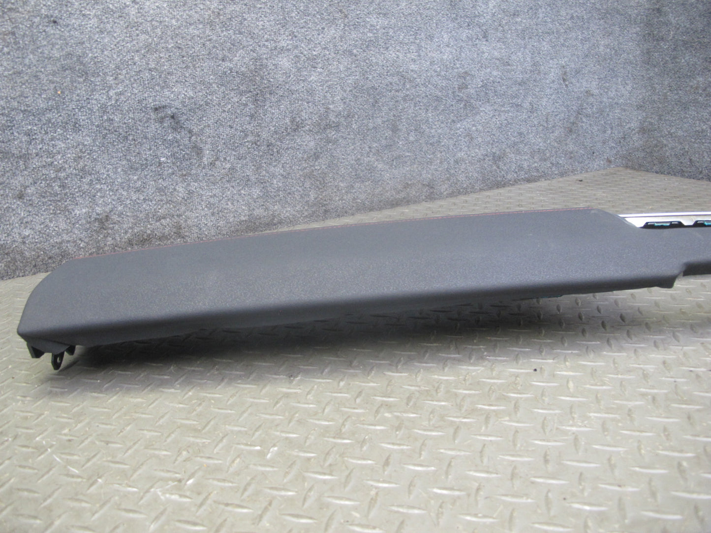 2012-2019 Range Rover Evoque L538 Dash Center Right Radio Trim Bezel Cover Panel