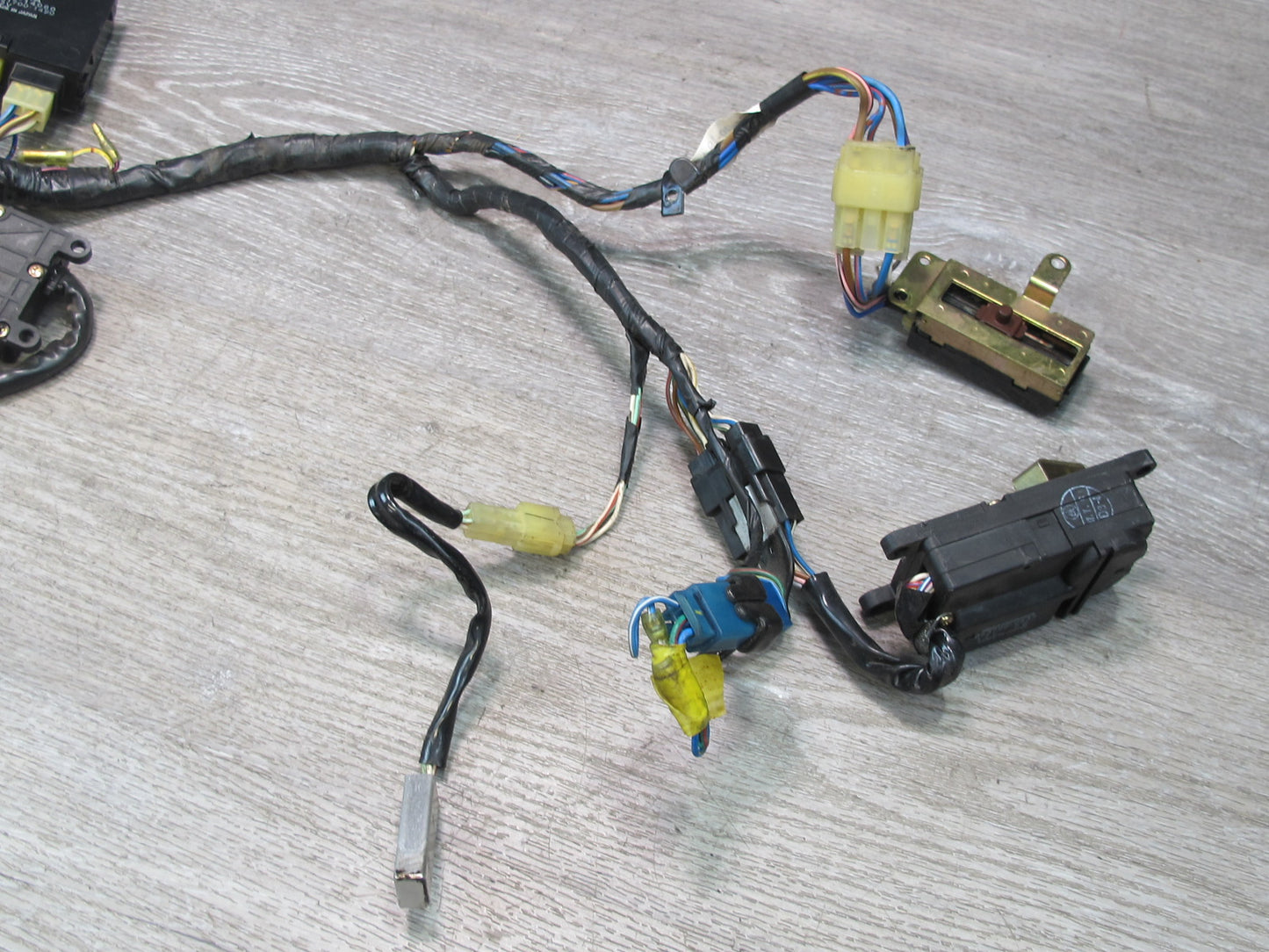 86-88 Toyota Supra MAK3 Heater Radiator Relay Vent Sensors w Wire Wiring Set OEM