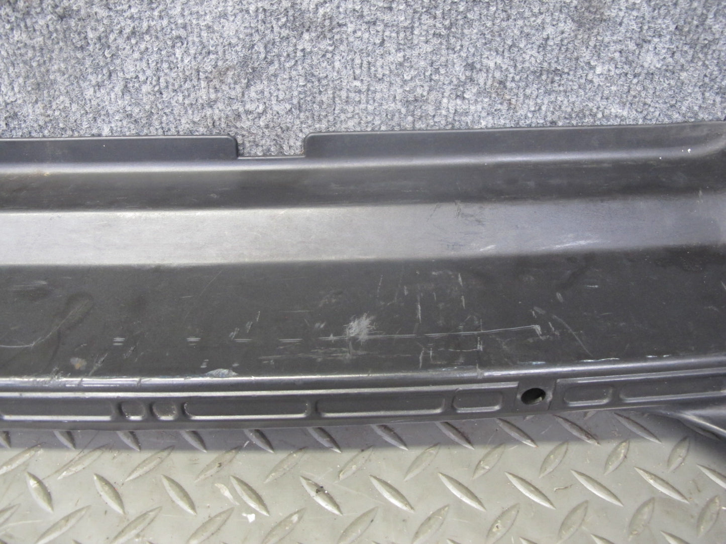 91-95 BMW E34 5-SERIES Sedan Rear Trunk Sill Scuff Plate Trim Cover 8126559 OEM