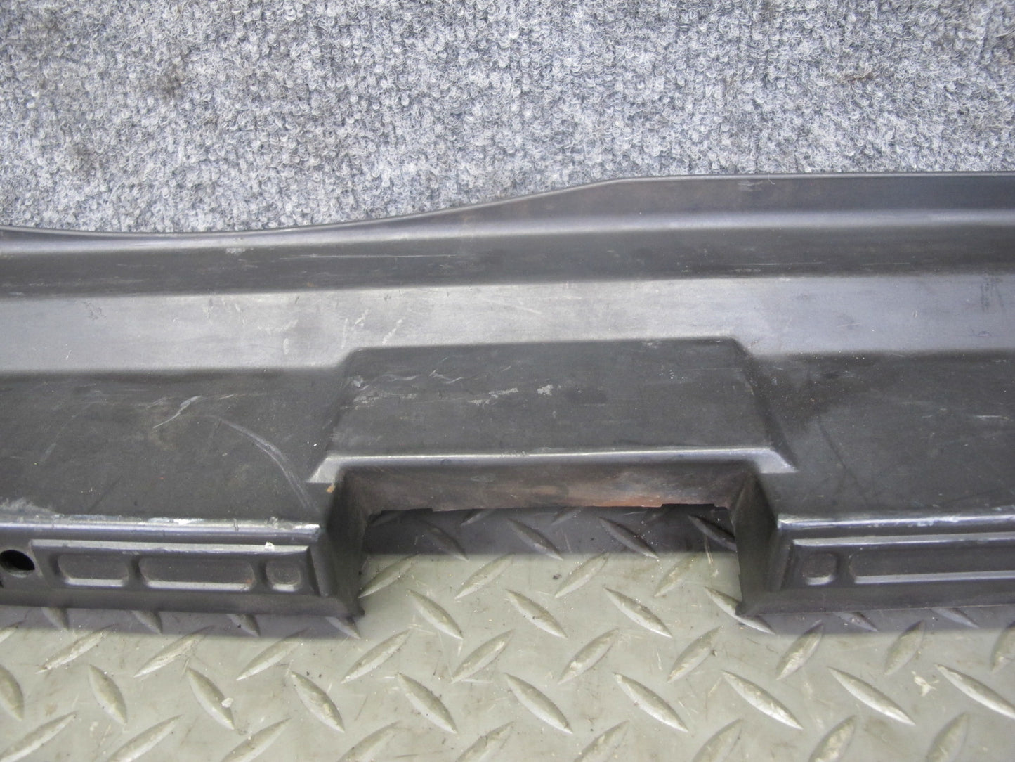 91-95 BMW E34 5-SERIES Sedan Rear Trunk Sill Scuff Plate Trim Cover 8126559 OEM