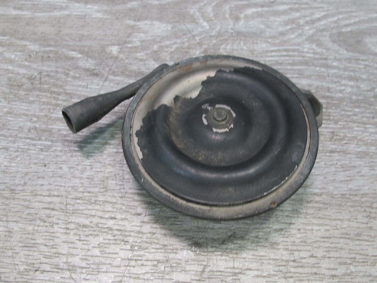 86-92 Toyota Supra MA70L Set of 2 High & Low Tone Note Pitch Horn Signal OEM