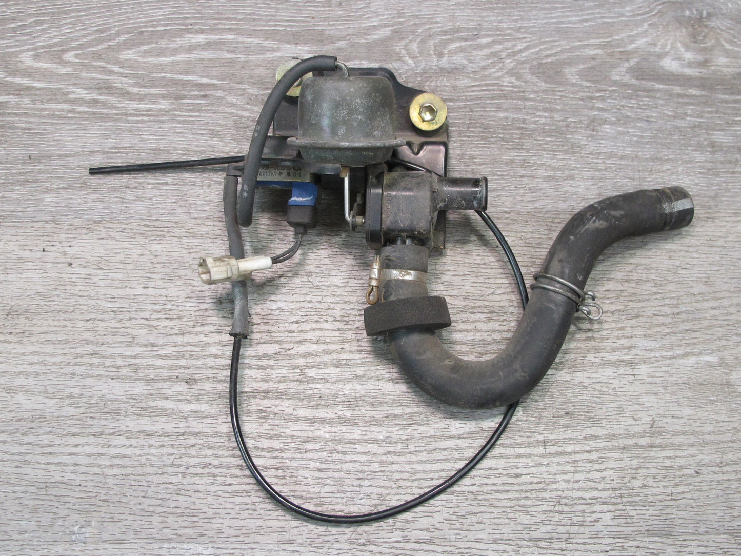 86-92 Toyota Supra MA70L Vacuum Purge Control Valve Switch Solenoid OEM