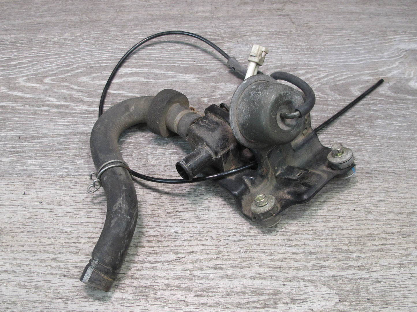 86-92 Toyota Supra MA70L Vacuum Purge Control Valve Switch Solenoid OEM