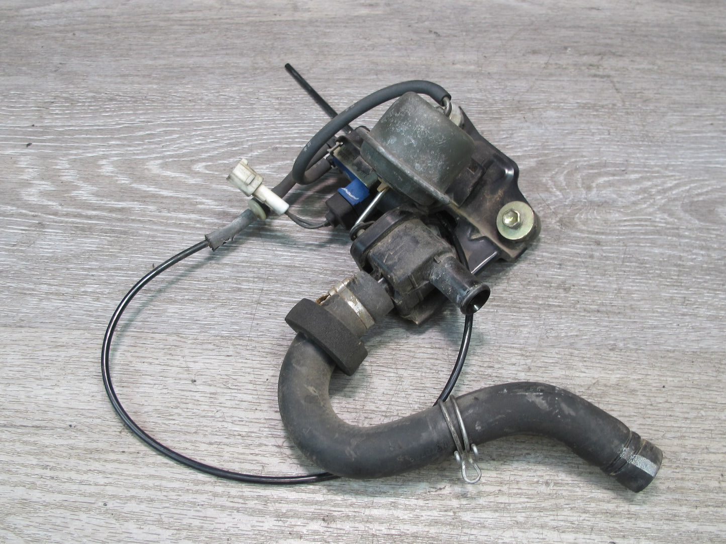 86-92 Toyota Supra MA70L Vacuum Purge Control Valve Switch Solenoid OEM