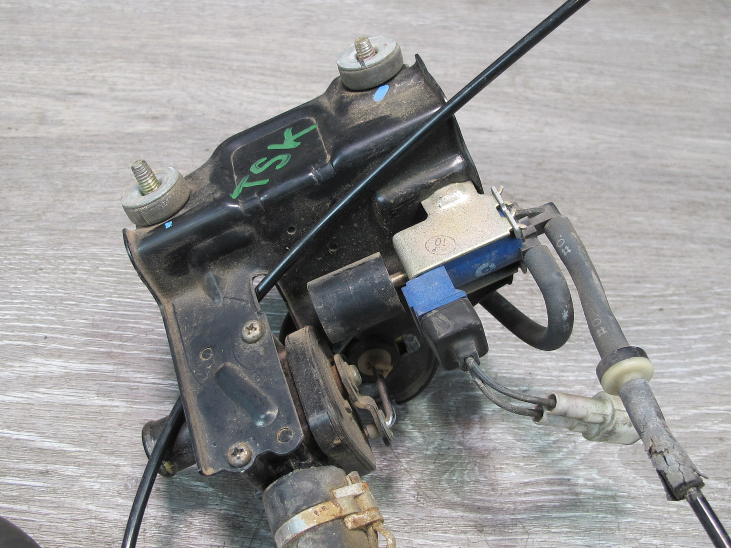86-92 Toyota Supra MA70L Vacuum Purge Control Valve Switch Solenoid OEM