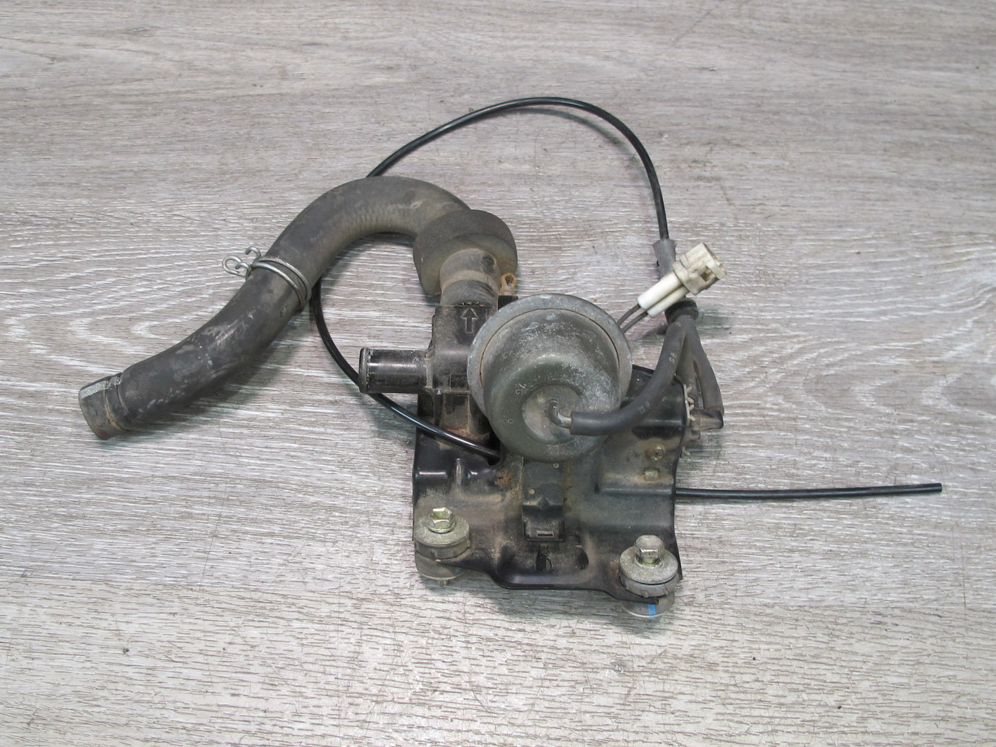 86-92 Toyota Supra MA70L Vacuum Purge Control Valve Switch Solenoid OEM