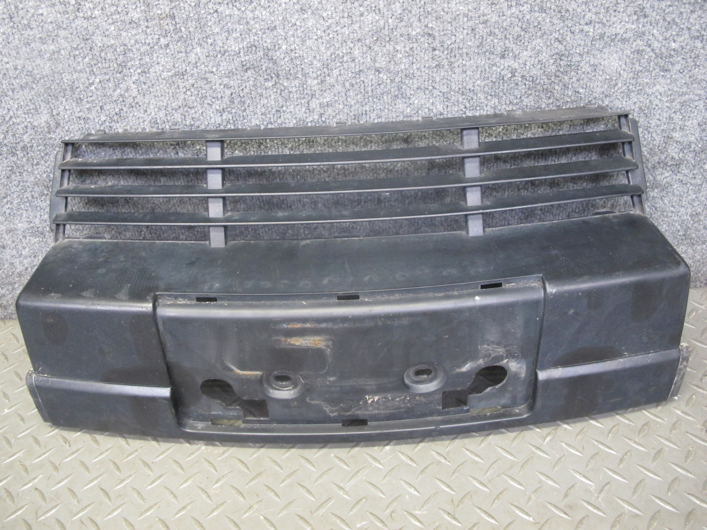 89-95 BMW E34 5SERIES Front Bumper License Plate w Left Right Side Strip Set OEM