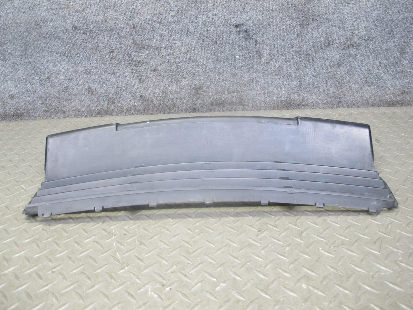 89-95 BMW E34 5SERIES Front Bumper License Plate w Left Right Side Strip Set OEM