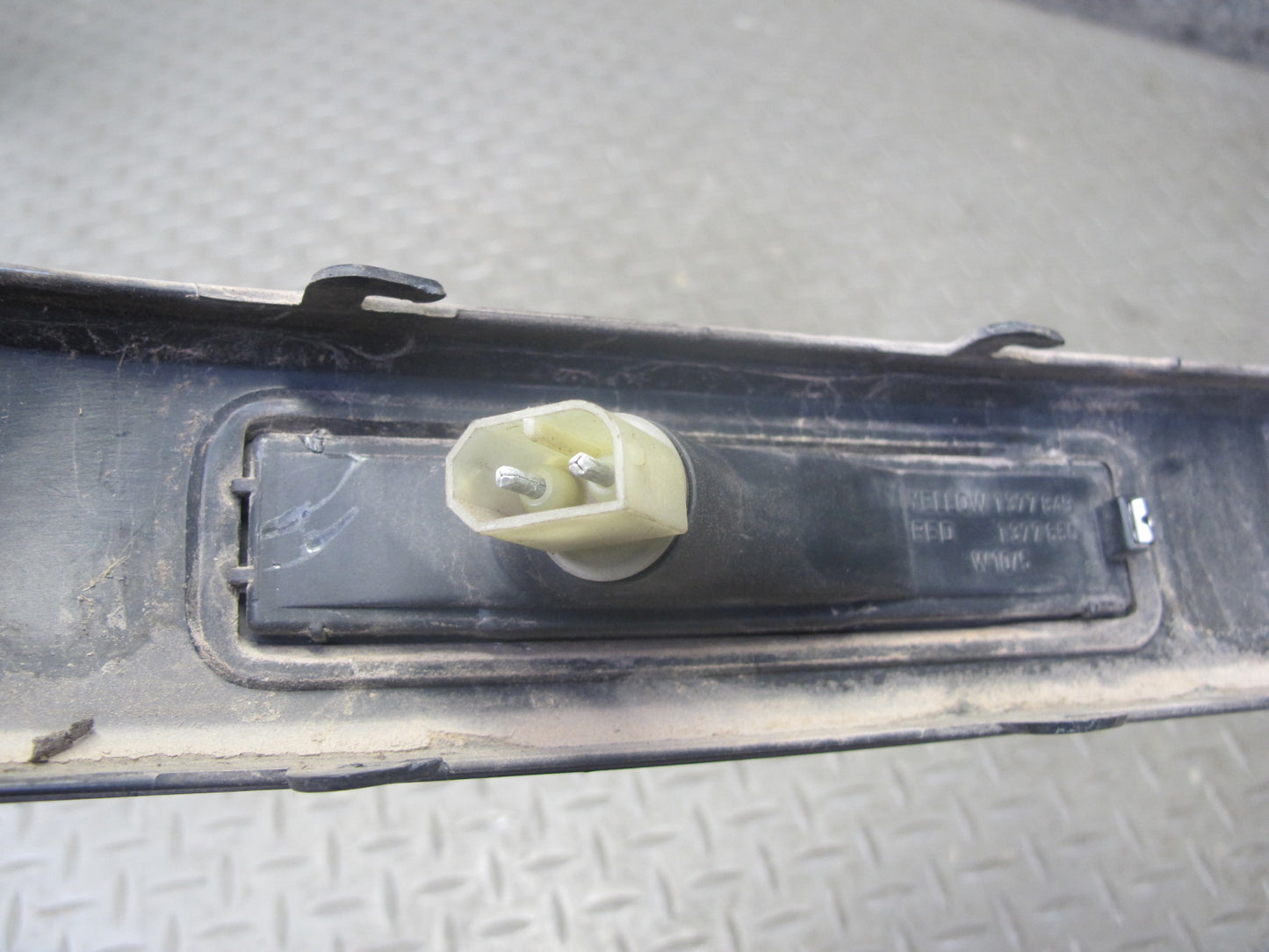 89-95 BMW E34 5SERIES Front Bumper License Plate w Left Right Side Strip Set OEM