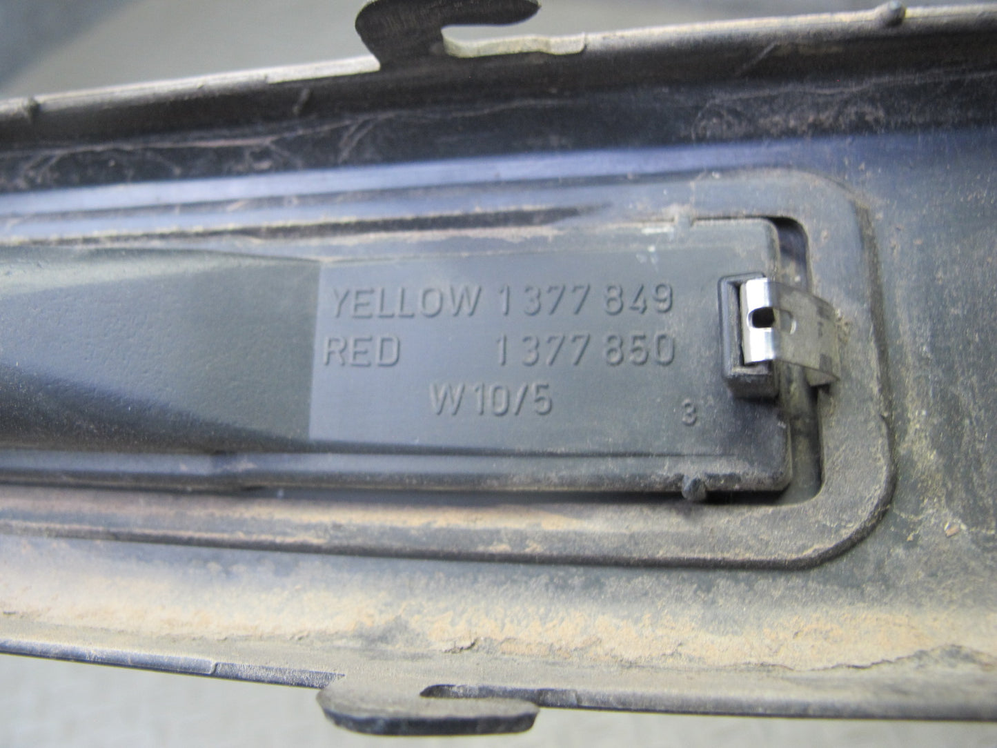 89-95 BMW E34 5SERIES Front Bumper License Plate w Left Right Side Strip Set OEM