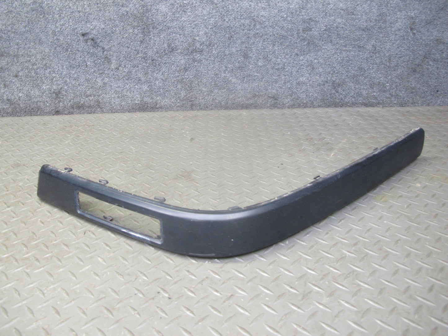 89-95 BMW E34 5SERIES Front Bumper License Plate w Left Right Side Strip Set OEM