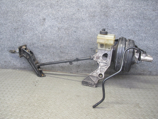 94-95 BMW E32 E34 4.0L M60 Brake Master Cylinder Booster Reservoir w Linkage OEM