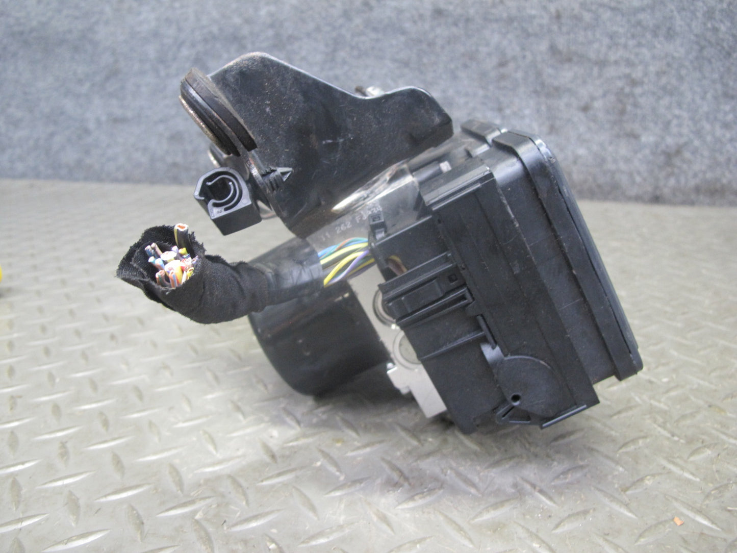 2012-2013 Range Rover Evoque L538 Anti Lock Brake ABS Pump Module BJ32-2C405-AE